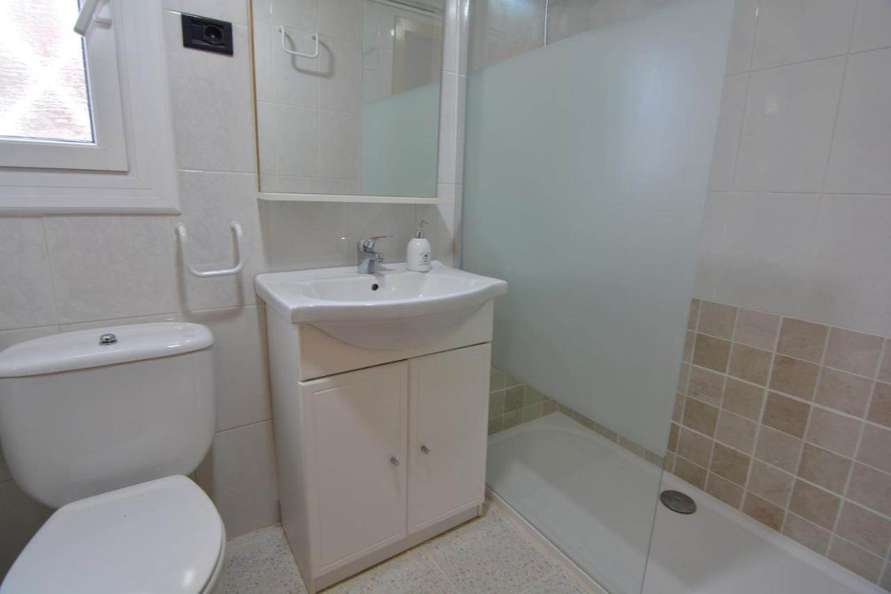 Апартаменты Apartamento En Planta Baja Пинеда-де-Мар Экстерьер фото
