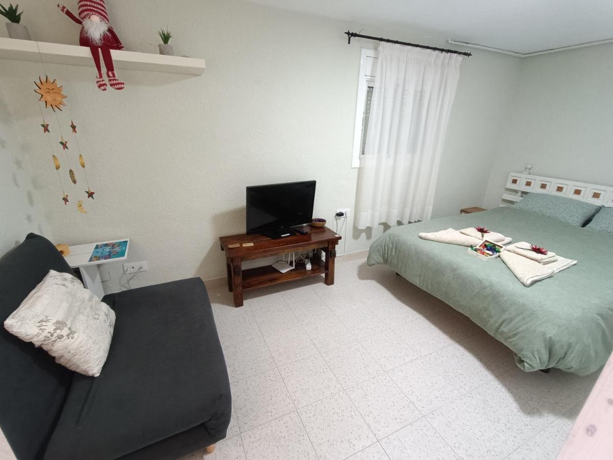 Апартаменты Apartamento En Planta Baja Пинеда-де-Мар Экстерьер фото